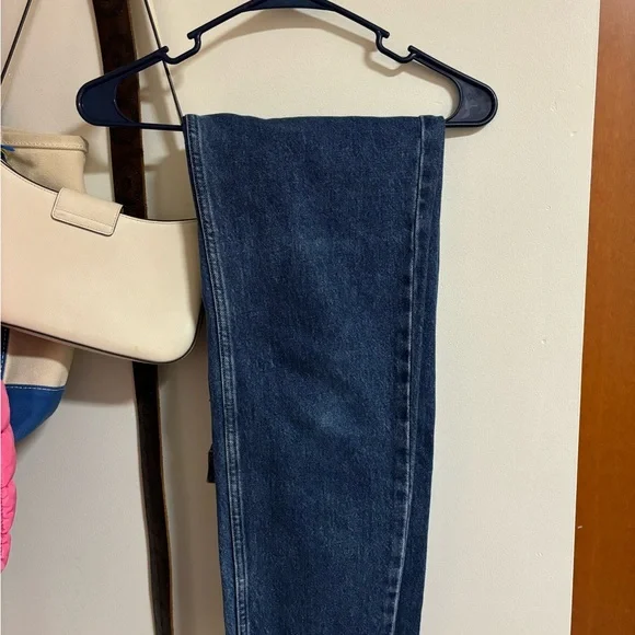 Vintage Guess Jeans - Picture 3 of 4